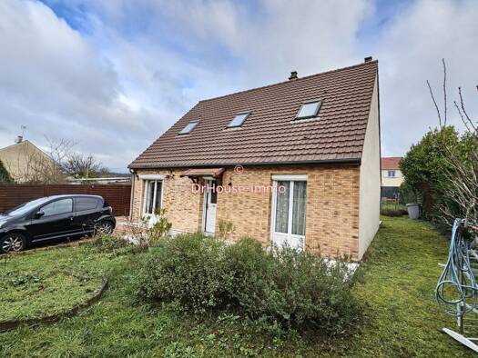 Maison à vendre 273 000 € 6 pièces 4 chambres 99,3 m² 850 m² de terrain Meulan Limay 78520