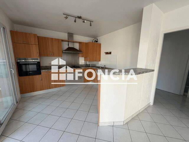 Appartement 3 pièces 76 m² · à Thonon-les-Bains · 75,5 m² · 1 050 €