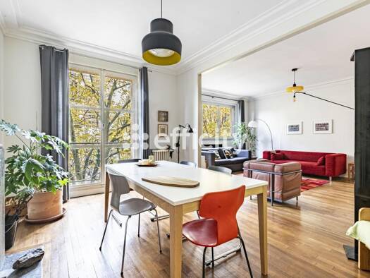 Appartement à vendre 995 000 € 5 pièces 2 chambres 112 m² Étage 3/7 Seine et Berges Paris 15ème arrondissement 75015