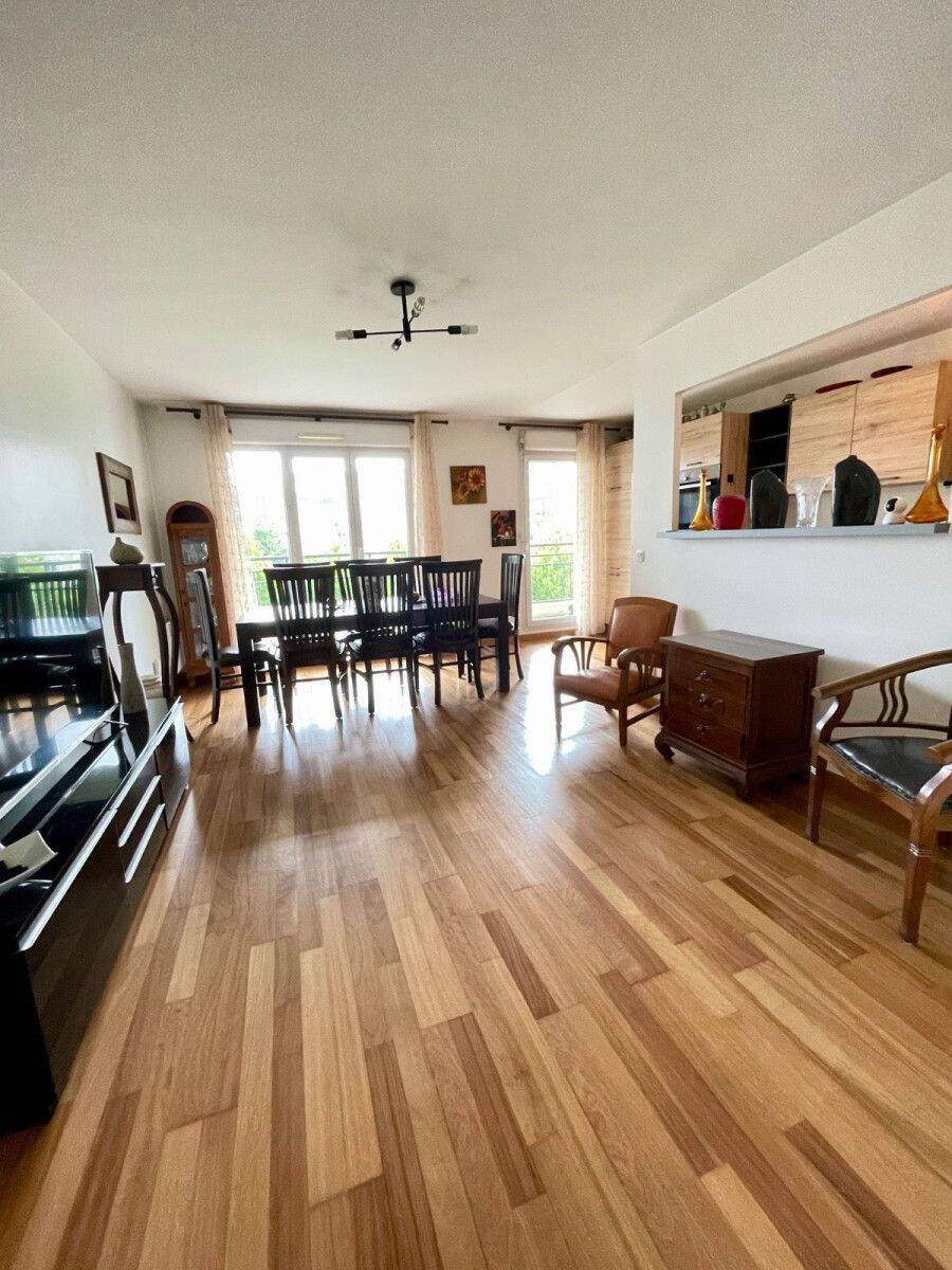 Appartement 3 pièces 75 m² · à Le Bourget · 75 m² · 1 320 €/mois