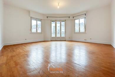 Appartement à louer 1 390 € 4 pièces 3 chambres 114 m² Étage 2/3 Strasbourg 67000