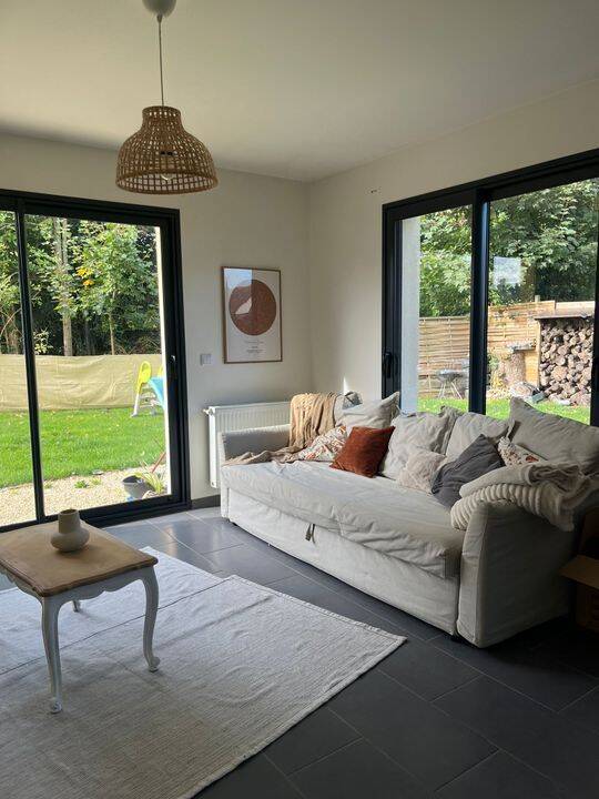 Maison 5 pièces 94 m² · à Abondant · 94 m² · 1 358 €