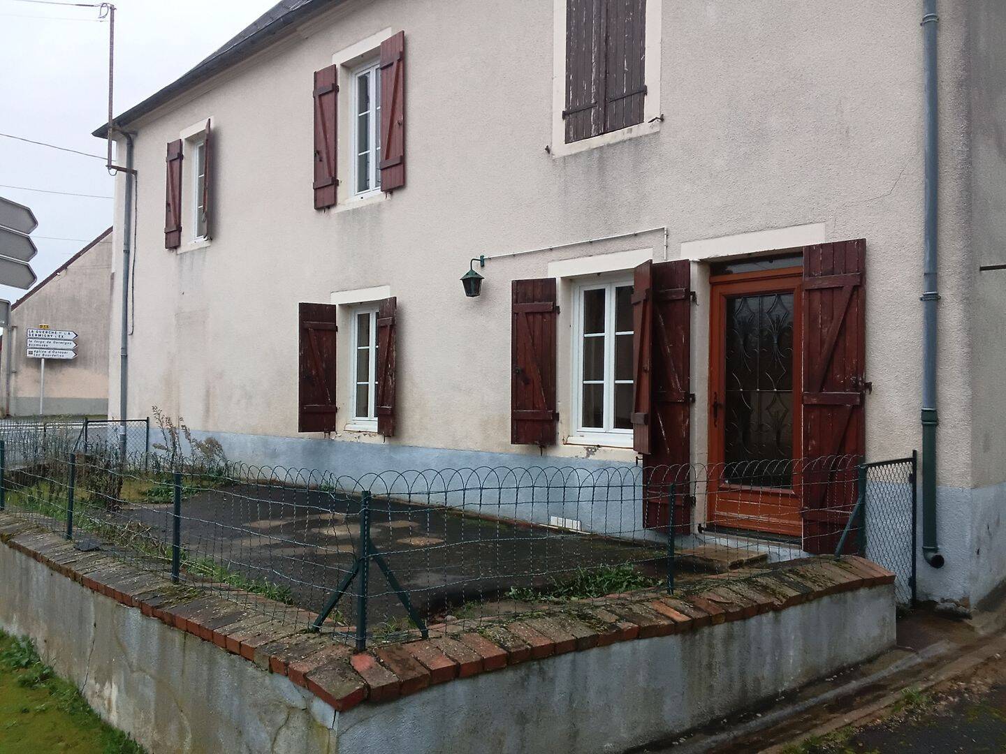 Maison 5 pièces 135 m² · à Ourouer-les-Bourdelins · 135 m² · 66 000 €
