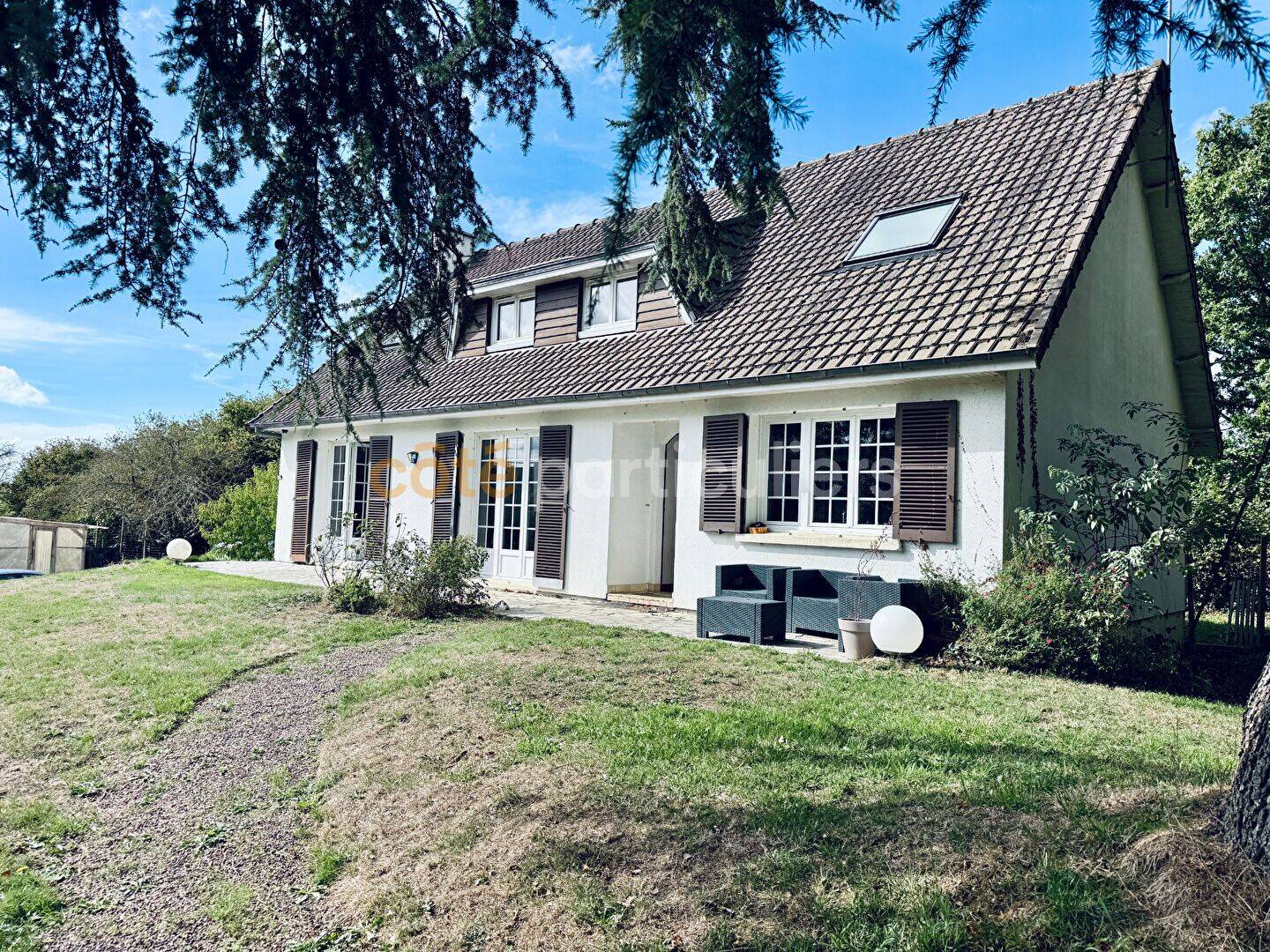 Maison 7 pièces 139 m² · à La Barre-de-Semilly · 139 m² · 229 900 €