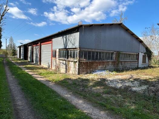 Immeuble à vendre 83 000 € 650 m² Aillant-sur-Milleron 45230