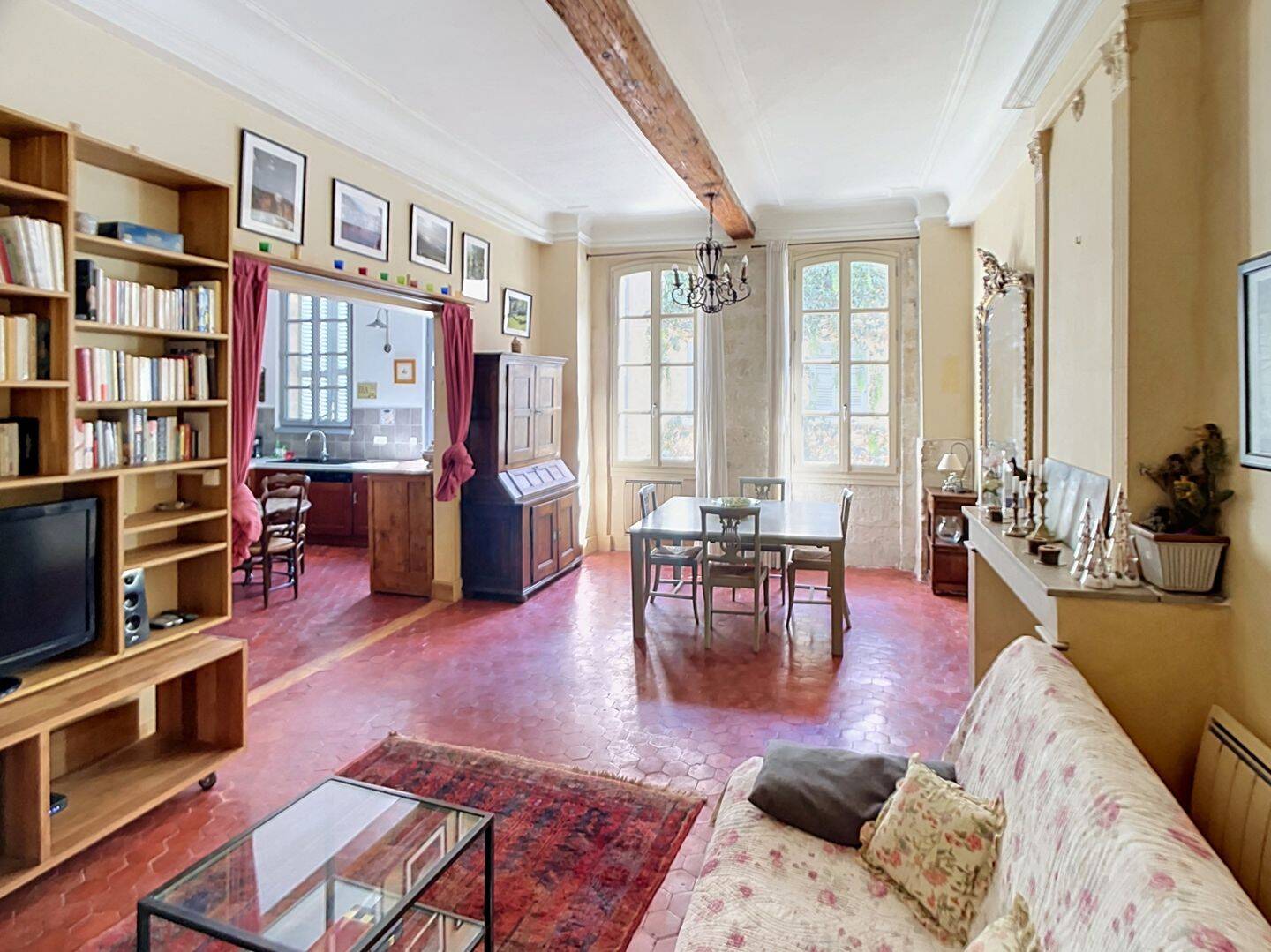 Appartement 2 pièces 74 m² · à Avignon · 74 m² · 780 €