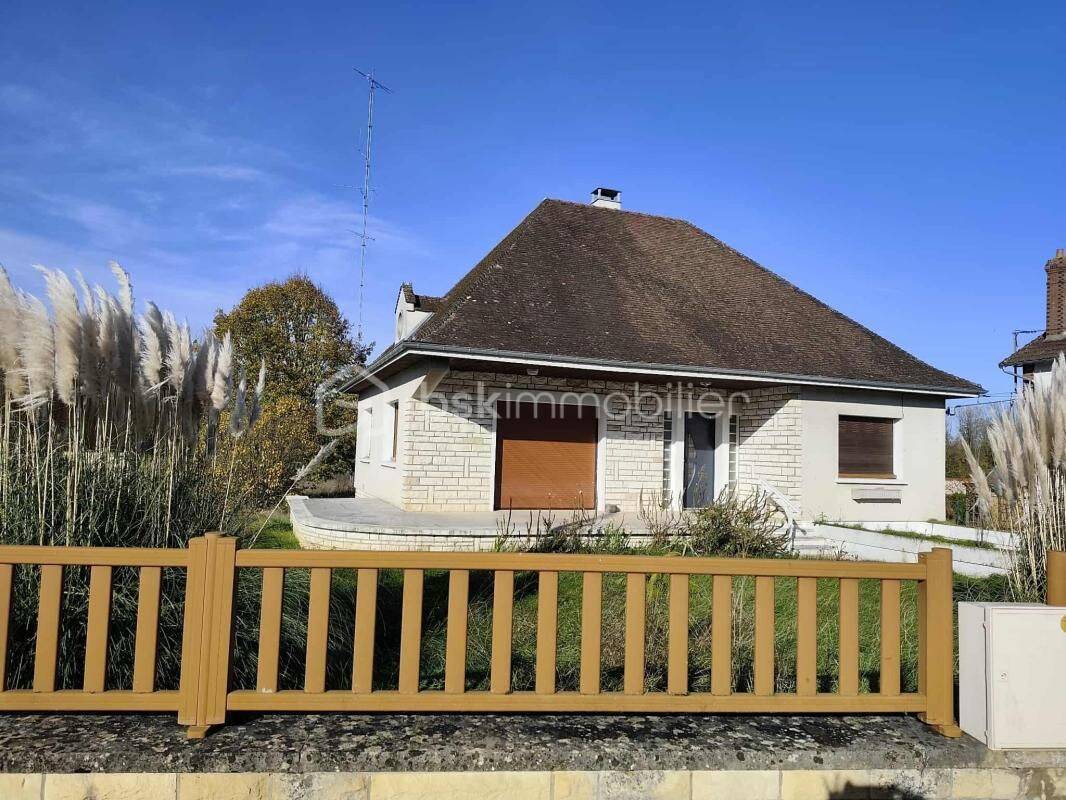 Maison 6 pièces 133 m² · à Senan · 133 m² · 156 000 €