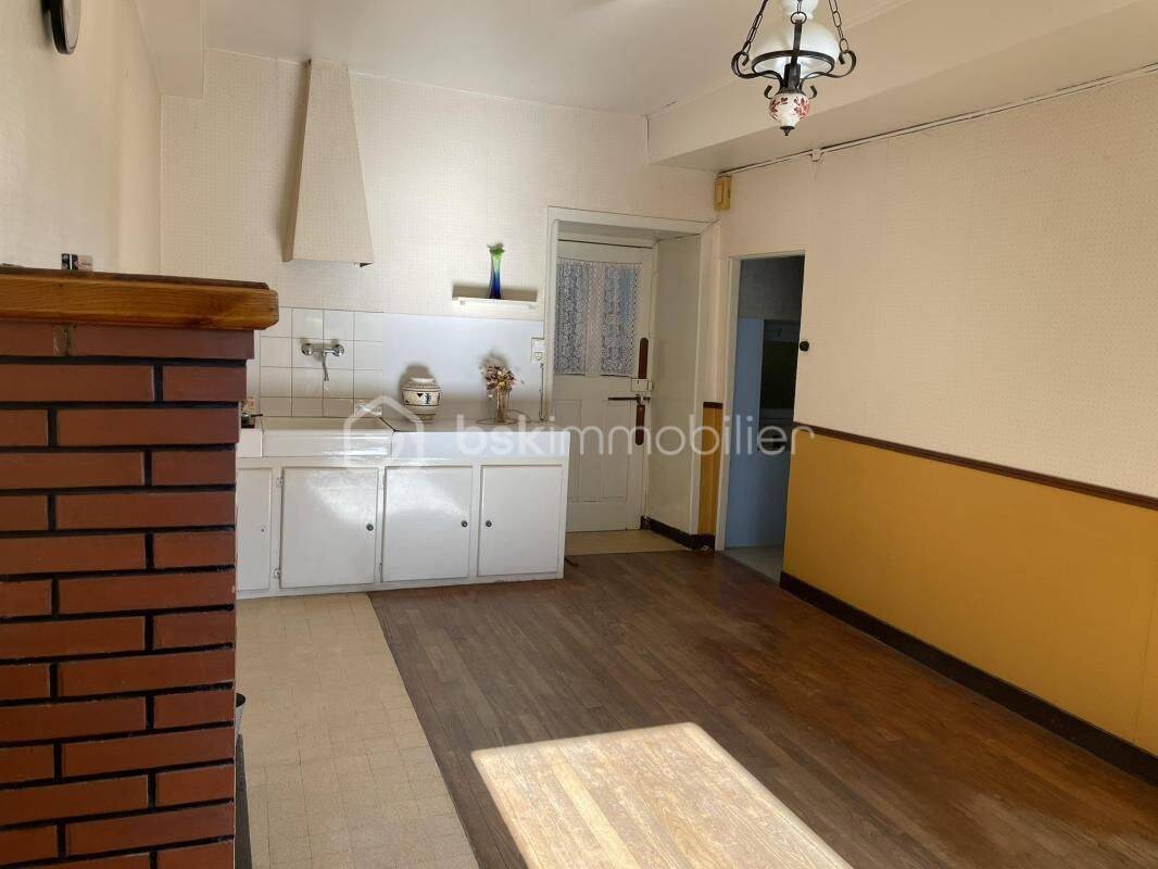 Maison 8 pièces 114 m² · à Val d'Oust · 114 m² · 136 000 €