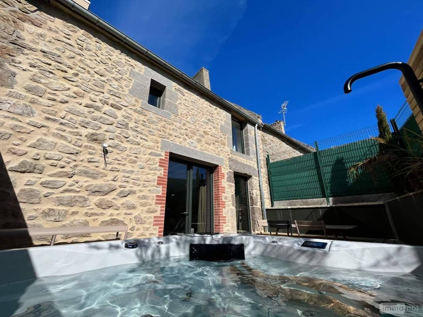 Maison 4 pièces 87 m² · à Saint-Coulomb · 87 m² · 441 575 €