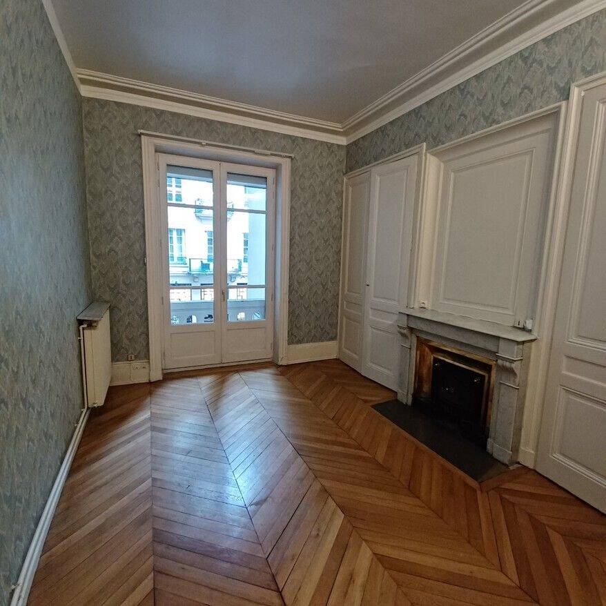Appartement 3 pièces 71 m² · à Lyon 6ème Arrondissement · 71 m² · 1 069 €