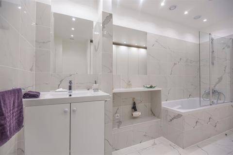 Appartement 5 pièces 110 m² · à Paris 16ème Arrondissement · 110 m² · 4 650 €