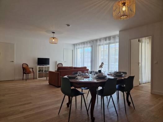 Appartement à louer 1 380 € 3 pièces 2 chambres 81 m² 2ème étage Barbâtre-Saint Remy-Verrerie Reims 51100