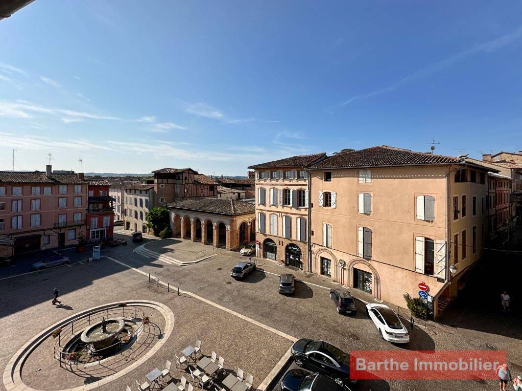 Appartement 3 pièces 75 m² · à Gaillac · 74,6 m² · 860 €