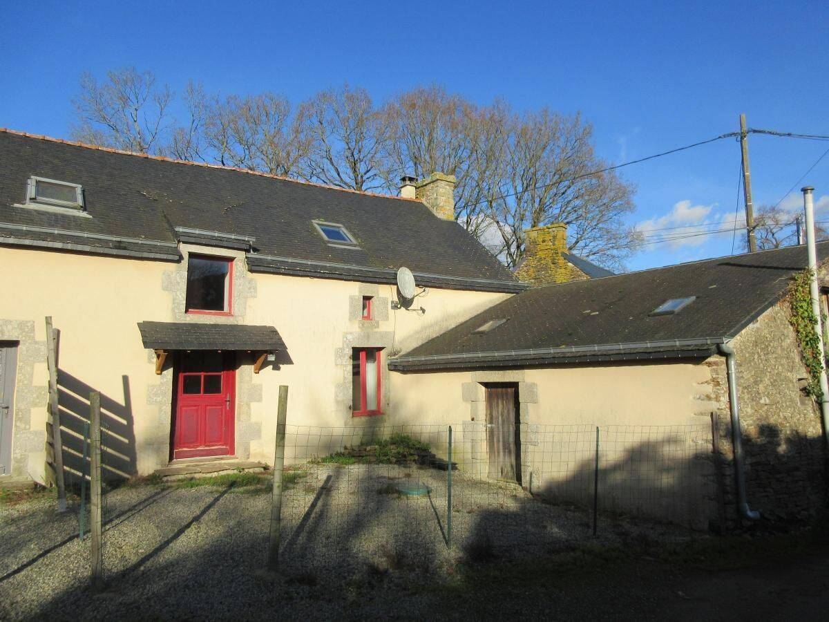 Maison 8 pièces 211 m² · à Moréac · 211 m² · 167 200 €
