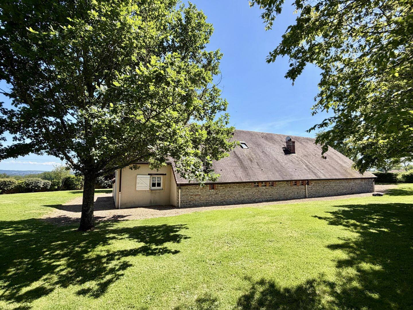 Maison 8 pièces 219 m² · à Paray-le-Monial · 219 m² · 320 000 €