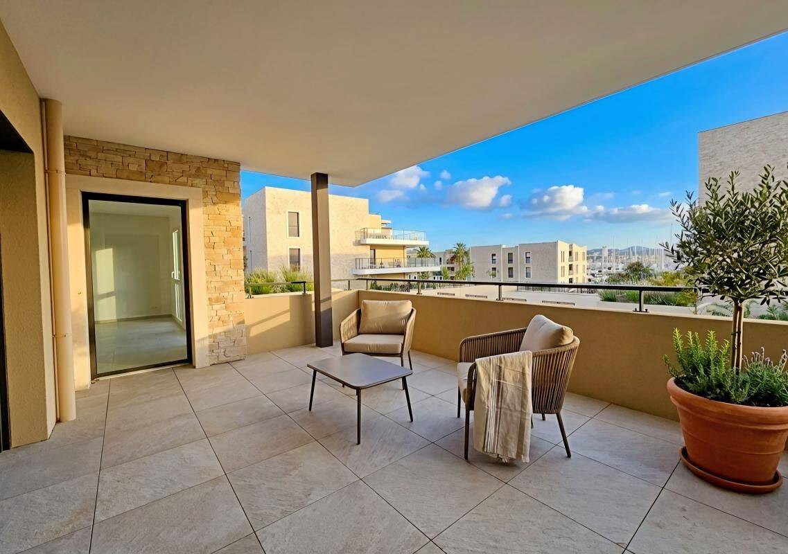 Appartement 3 pièces 74 m² · à Saint-Mandrier-sur-Mer · 74 m² · 585 000 €