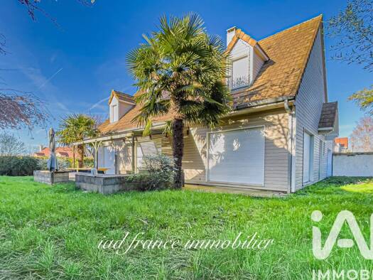 Maison à vendre 670 000 € 7 pièces 5 chambres 215 m² 520 m² de terrain Orgeval 78630