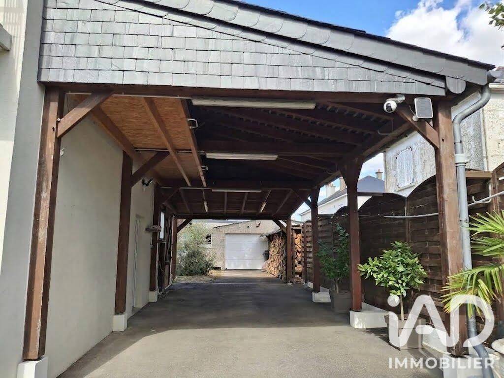 Maison 5 pièces 162 m² · à Parçay-Meslay · 162 m² · 379 000 €