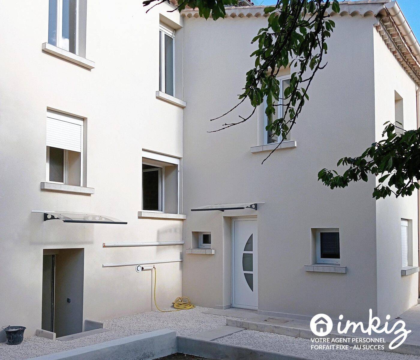 Maison 10 pièces 370 m² · à Alès · 370 m² · 902 490 €