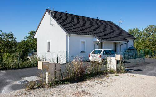 Maison 4 pièces 81 m² · à Annoix · 81 m² · 522 €