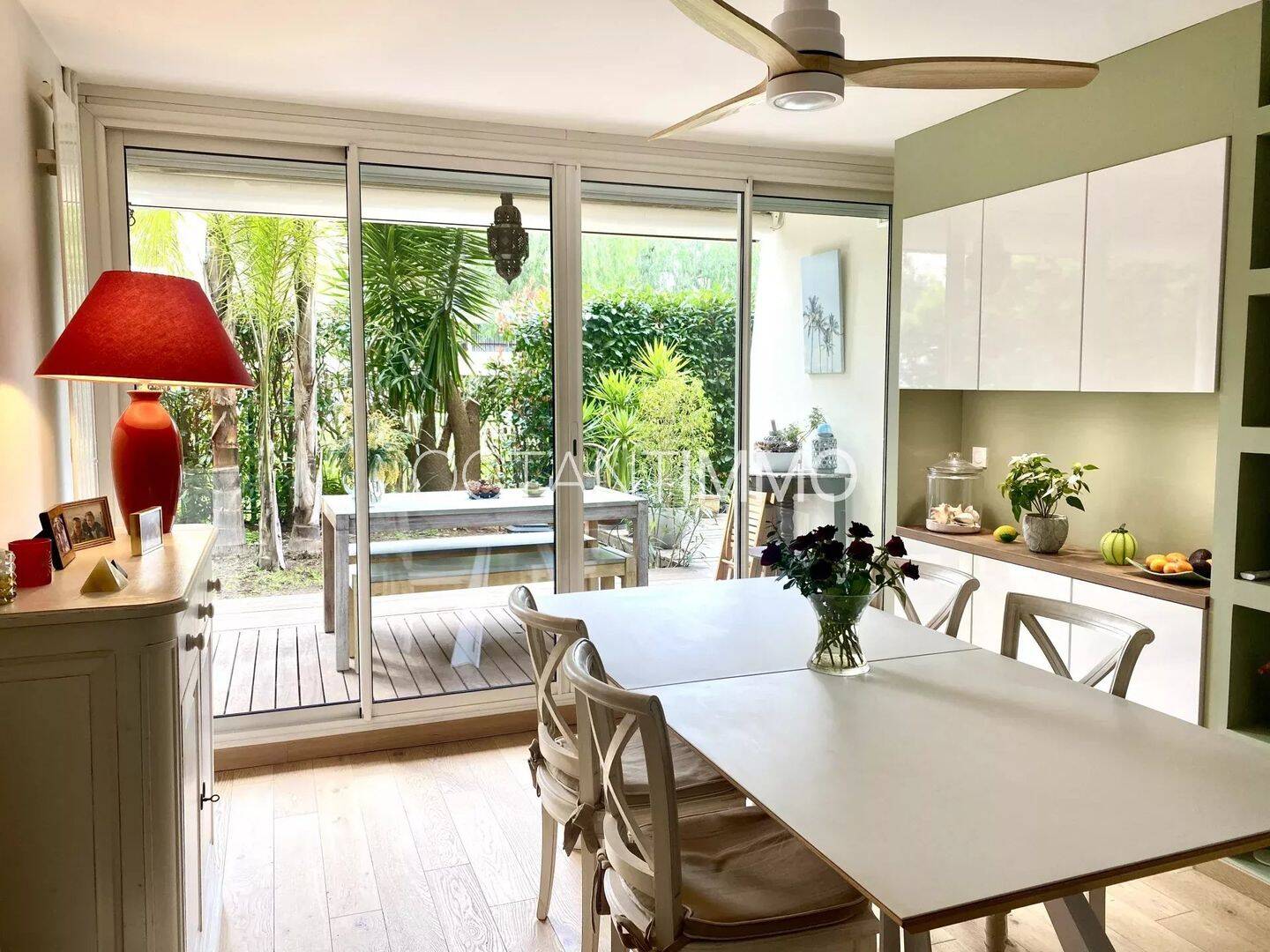 Appartement 6 pièces 131 m² · à Antibes · 131,3 m² · 740 000 €