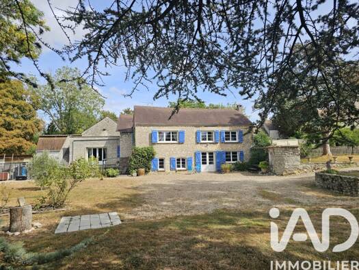 Maison à vendre 600 000 € 8 pièces 6 chambres 215 m² 6 134 m² de terrain Septeuil 78790