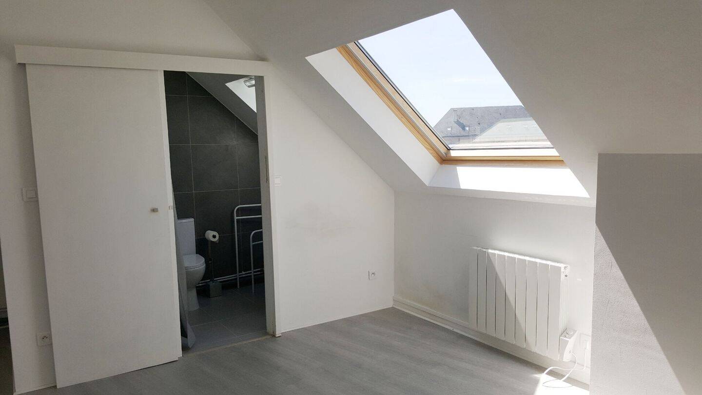 Appartement 1 pièce 16 m² · à Compiègne · 16,3 m² · 420 €