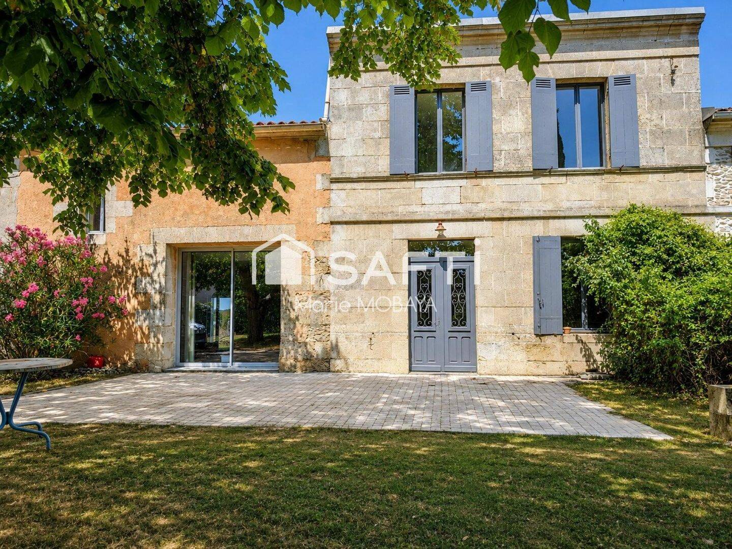Maison 6 pièces 175 m² · à Berson · 175 m² · 285 000 €