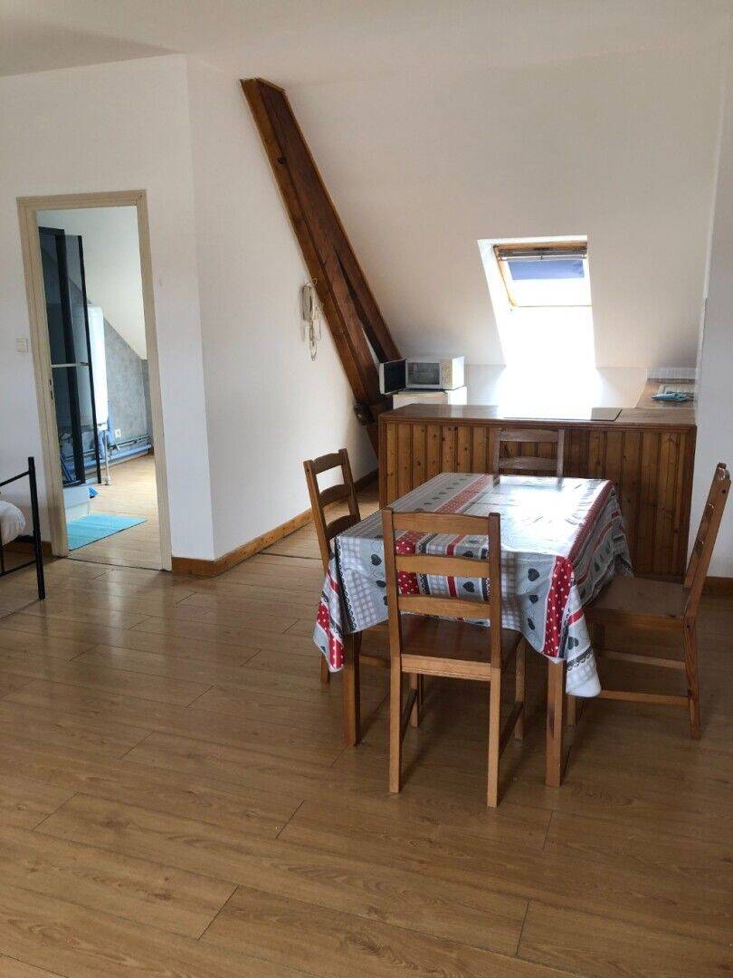 Appartement 1 pièce 38 m² · à Saint-Pol-sur-Ternoise · 37,7 m² · 450 €