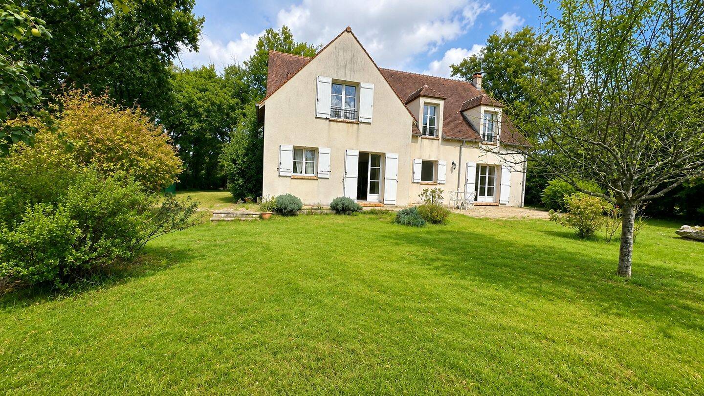 Maison 6 pièces 198 m² · à Achères-la-Forêt · 198 m² · 590 000 €