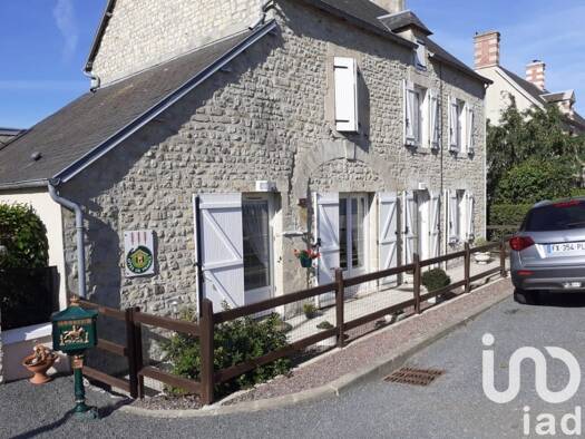 Maison à vendre 239 000 € 5 pièces 3 chambres 173 m² 2 053 m² de terrain Formigny 14710