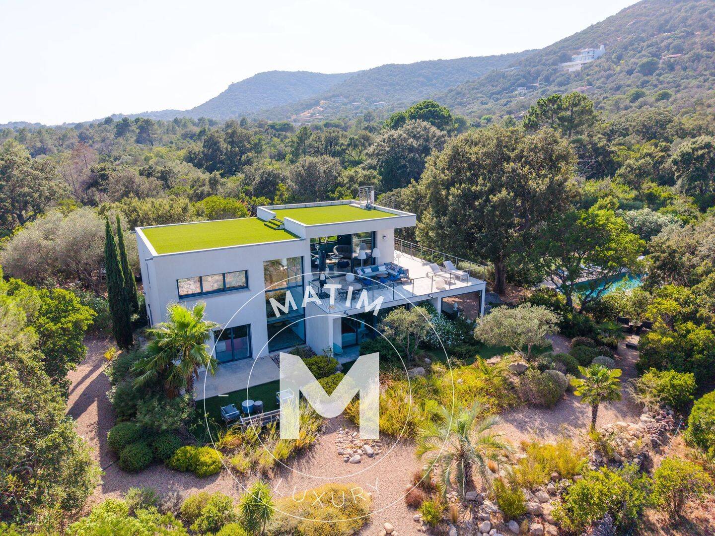 Maison 6 pièces 200 m² · à Zonza · 200 m² · 2 990 000 €