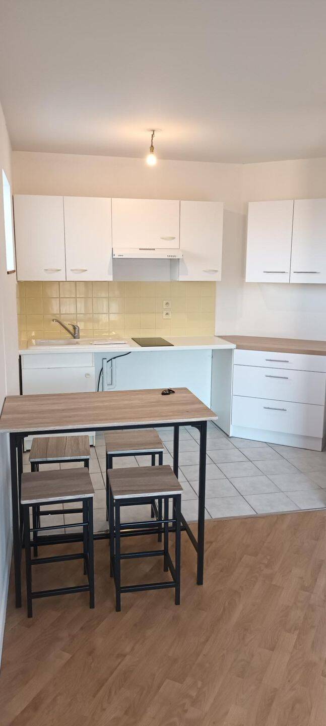 Appartement 2 pièces 34 m² · à Lisieux · 34 m² · 515 €