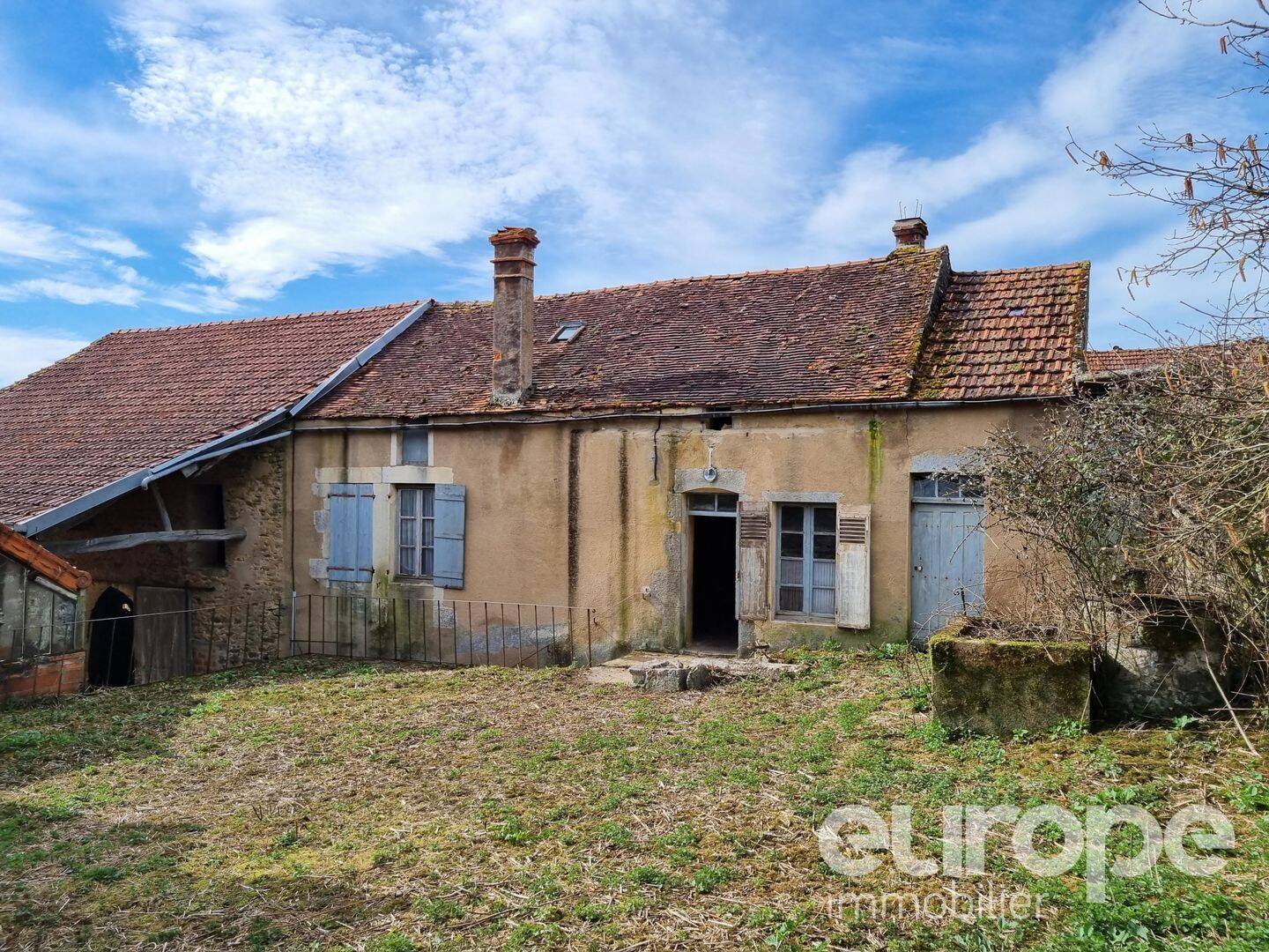 Maison 2 pièces 51 m² · à Lucy-le-Bois · 51 m² · 58 000 €