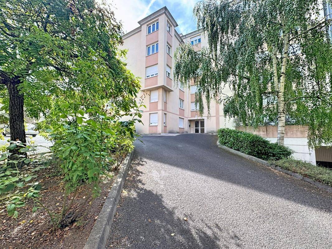 Appartement 1 pièce 18 m² · à Clermont-Ferrand · 17,6 m² · 59 000 €