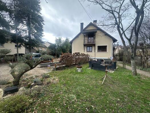 Maison à vendre 325 000 € 6 pièces 4 chambres 140 m² 1 205 m² de terrain Gasny 27620