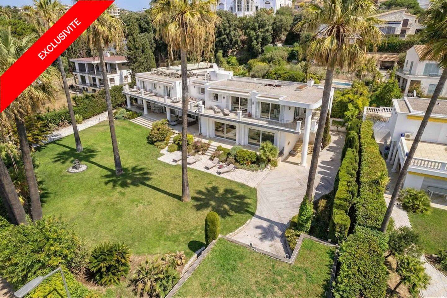 Maison 10 pièces 892 m² · à Antibes · 892 m² · 23 000 000 €