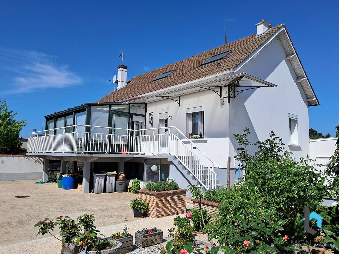 Maison 7 pièces 213 m² · à Luisant · 213 m² · 264 600 €