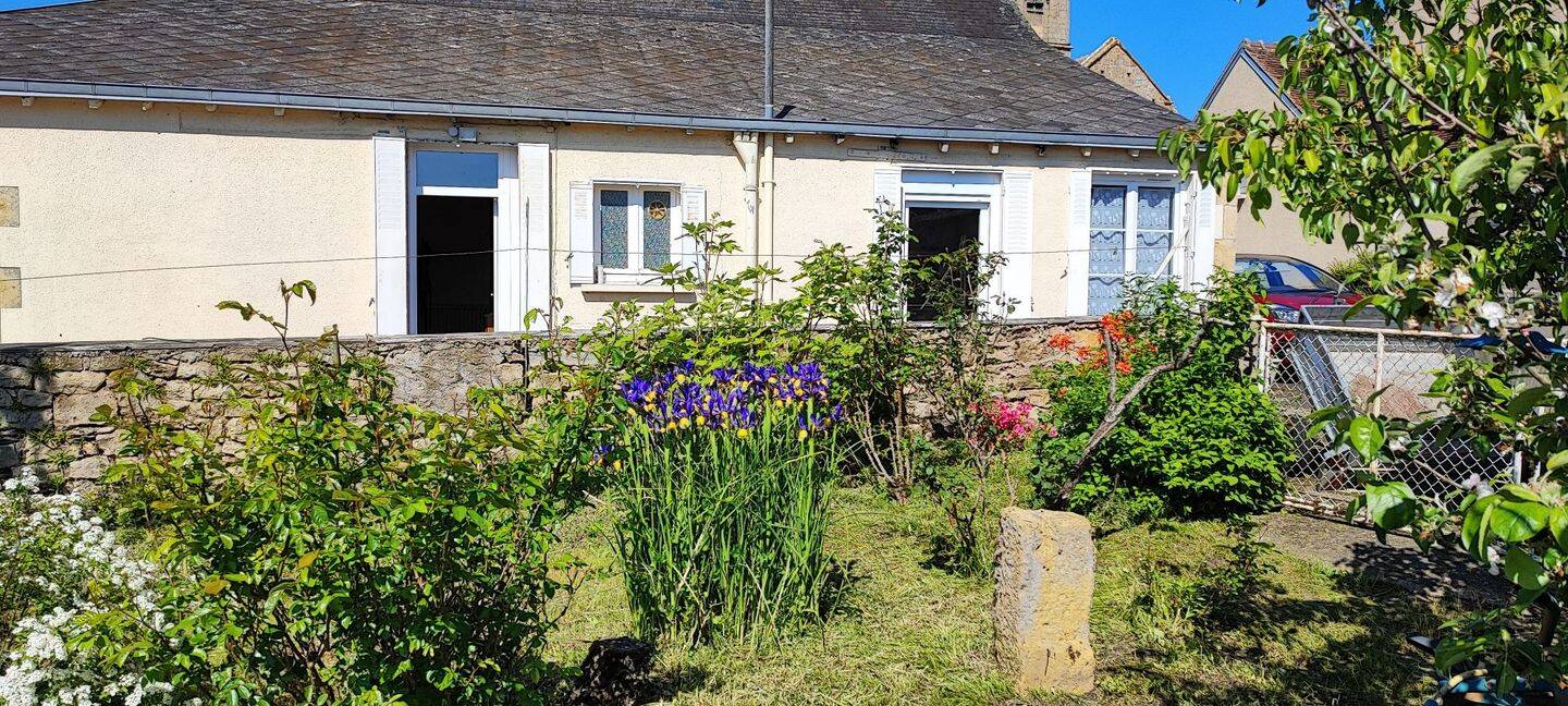 Maison 5 pièces 112 m² · à Chassignolles · 112 m² · 69 000 €