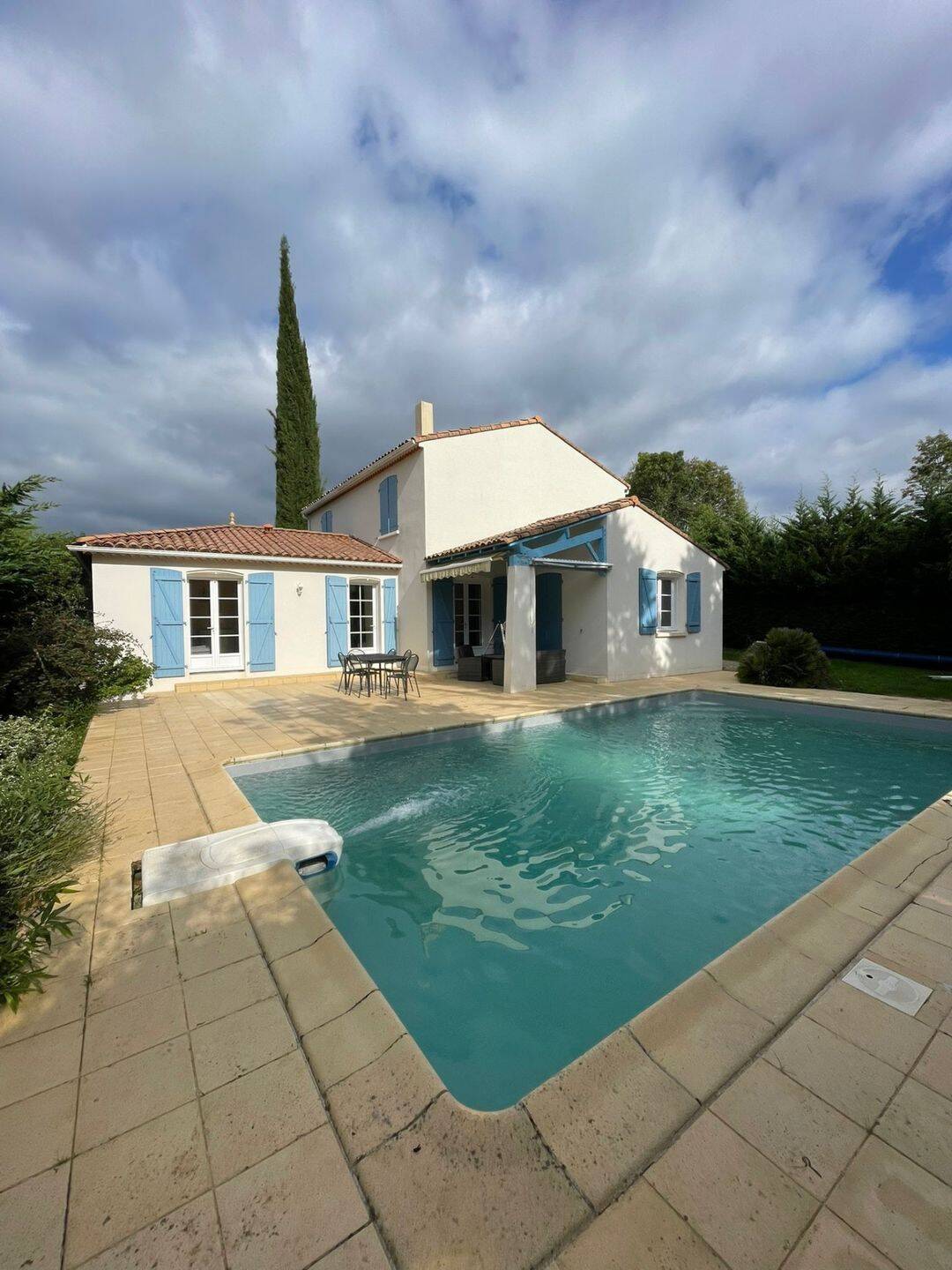 Maison 7 pièces 166 m² · à Niort · 166 m² · 353 000 €