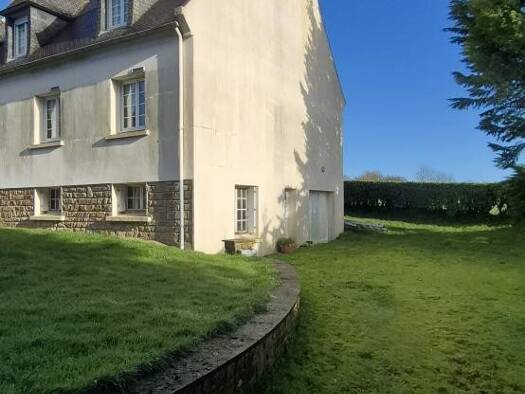 Maison à vendre 209 000 € 9 pièces 7 chambres 191 m² 2 207 m² de terrain Bodilis 29400