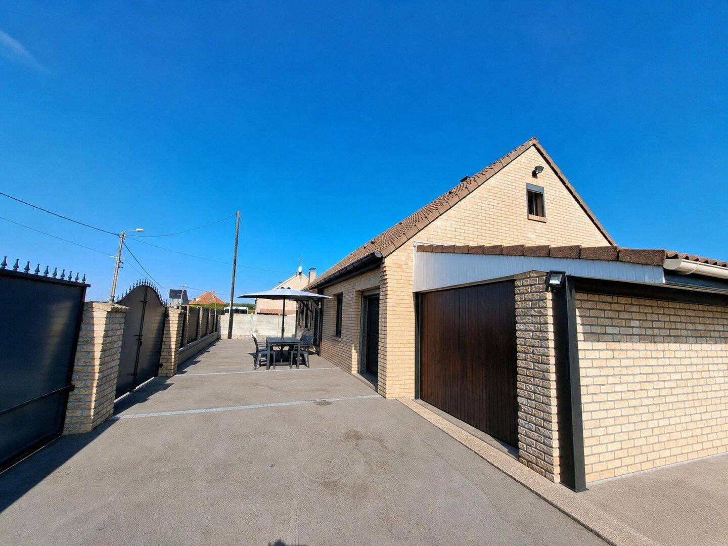 Maison 6 pièces 150 m² · à Bergues · 150 m² · 459 000 €