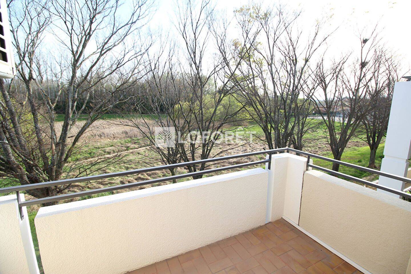 Appartement 3 pièces 65 m² · à Vitrolles · 65,2 m² · 921 €