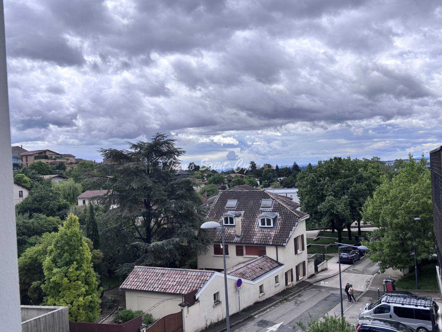 Appartement 4 pièces 96 m² · à Saint-Didier-au-Mont-d'Or · 95,9 m² · 730 000 €