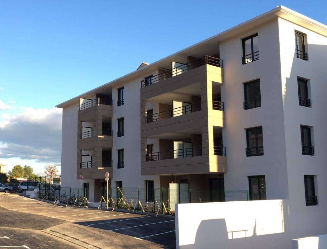 Appartement 3 pièces 60 m² · à Le Luc · 60 m² · 763 €