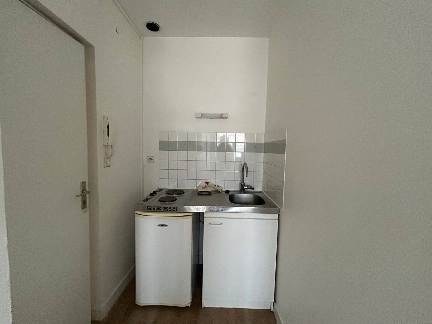 Appartement 1 pièce 17 m² · à Nantes · 17 m² · 459 €
