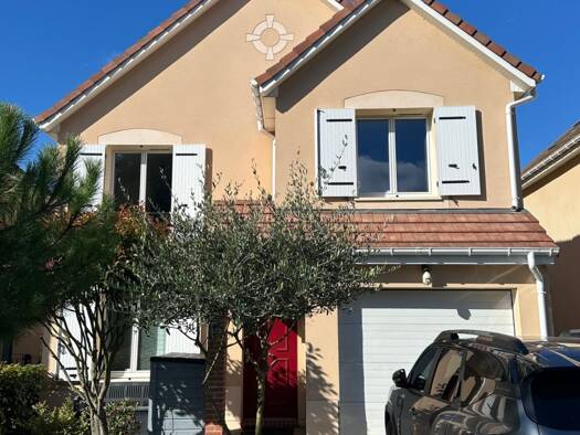 Maison à vendre 330 000 € 6 pièces 4 chambres 103 m² 234 m² de terrain Bruyères-sur-Oise 95820