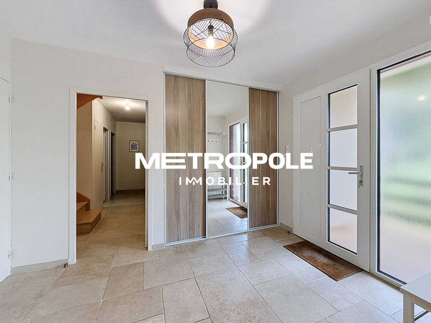 Maison 9 pièces 321 m² · à Vindry-sur-Turdine · 321 m² · 625 000 €