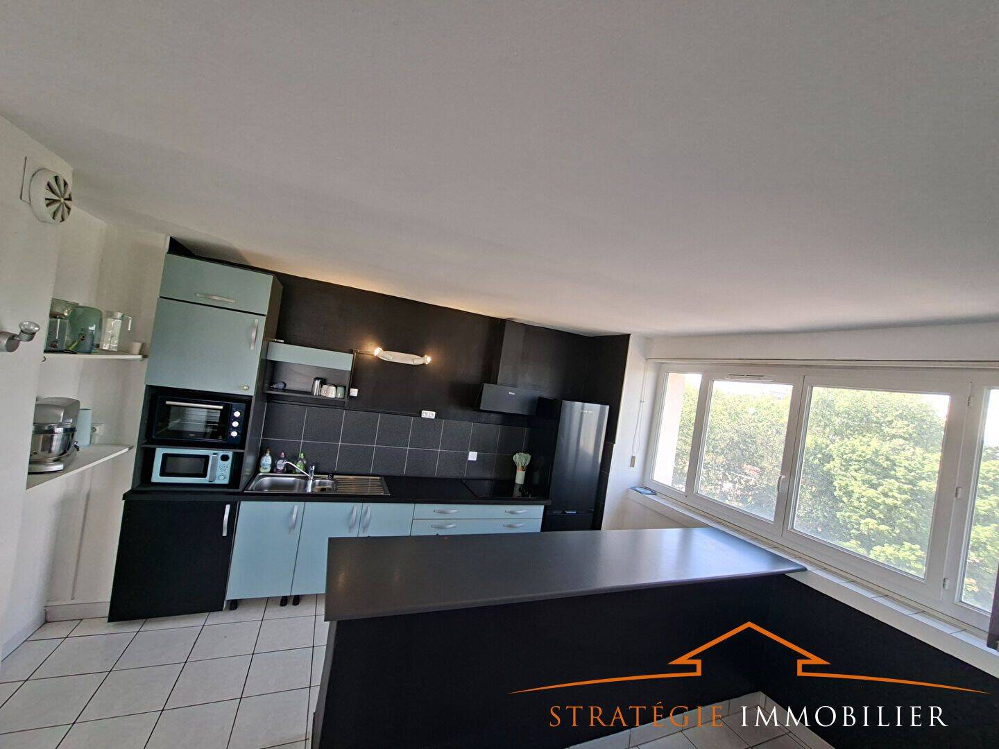 Appartement 3 pièces 82 m² · à Chalon-sur-Saône · 82 m² · 950 €