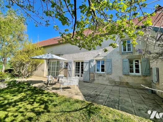 Maison à vendre 420 000 € 9 pièces 6 chambres 2 001 m² de terrain Cheuge 21310